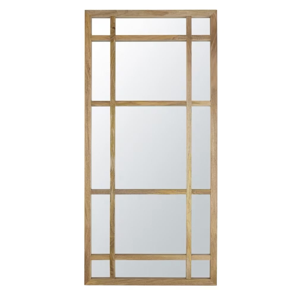 Espejo estilo ventana con marco de madera natural- la imagen tiene un fondo blanco